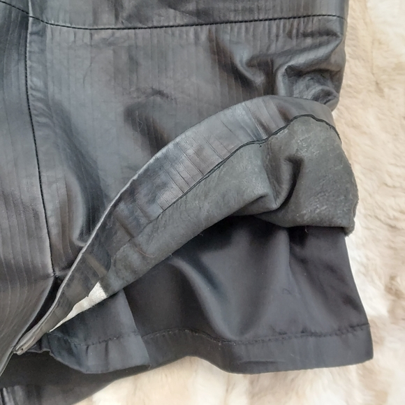 Textured Leather Skirt - Picture 10 of 10